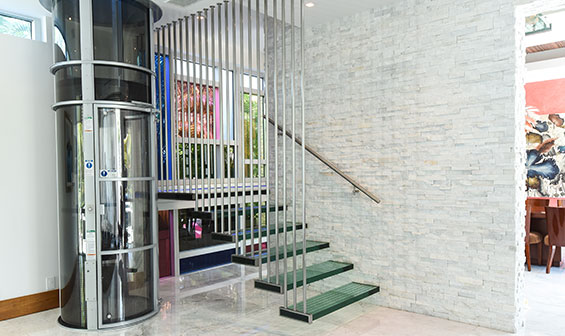 Лифт PVE в современном доме