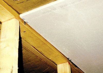 Усовершенствованный каркас: крепление гипсокартона к потолку на уголках