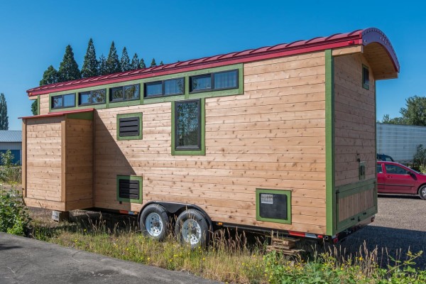 Дом на колесах - вид сбоку