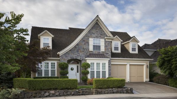 4 Bed Tudor House Plan