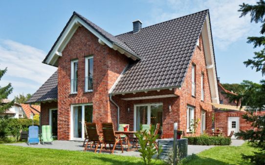4 Bed European House Plan With Home Office